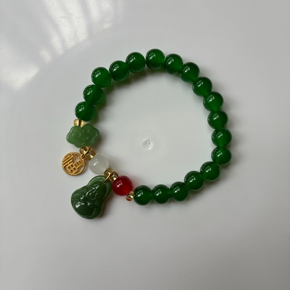 Green Jade Beaded Charm Bracelet with Gold Accents - Picture 5 of 5